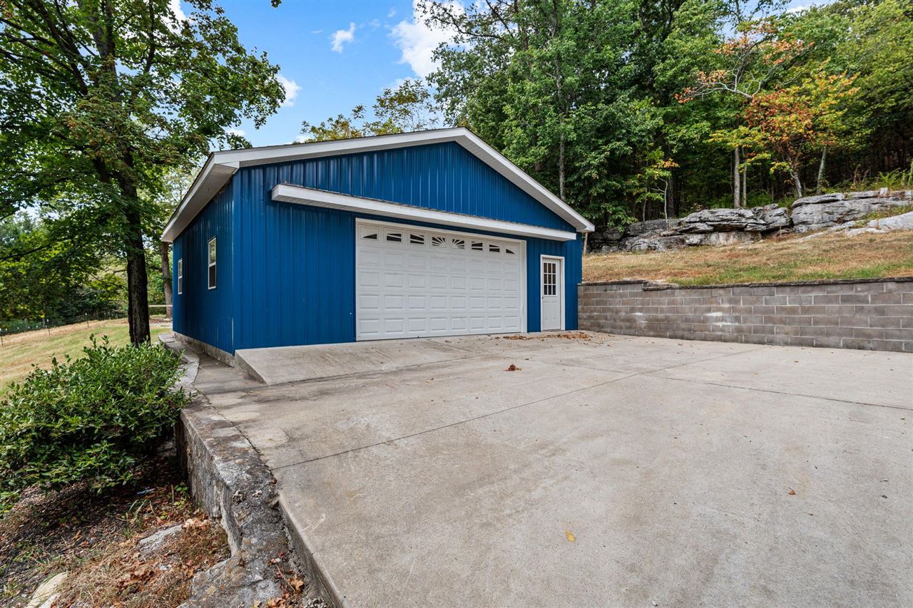 748 Slim Island Road Bowling Green, KY 42101 - Photo 36 of 48 Gallery Image 36