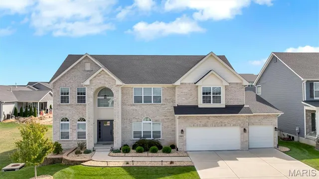 $685,000 | 710 Antler Ridge Drive, St. Charles, MO 63301