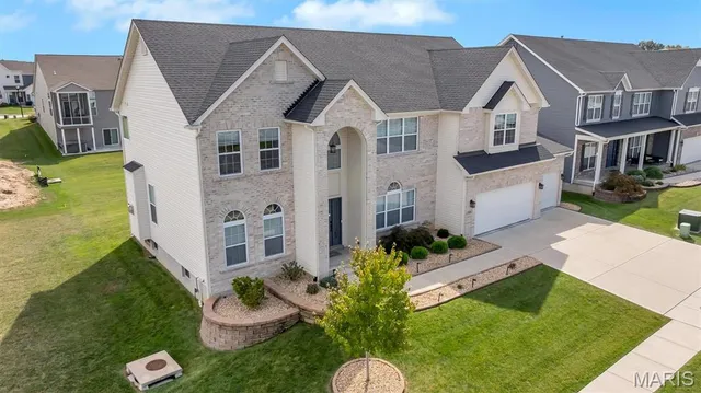 $698,000 | 710 Antler Ridge Drive, St. Charles, MO 63301