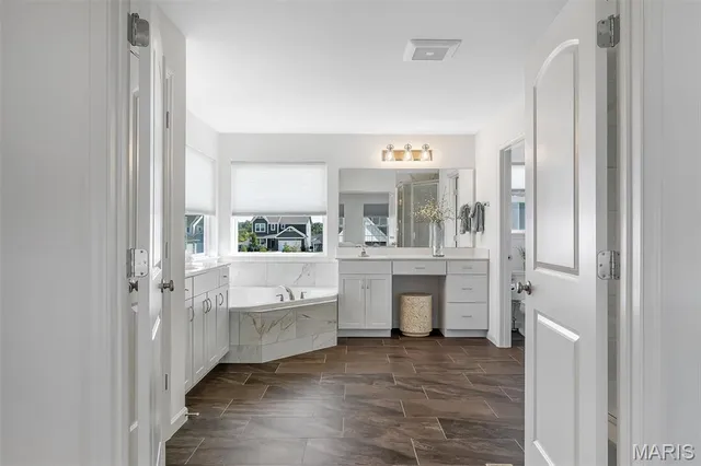 $698,000 | 710 Antler Ridge Drive, St. Charles, MO 63301