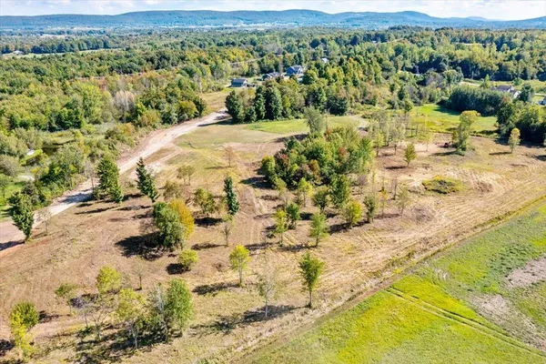 $130,000 | 13 Ellsworth Drive, Swanton, VT 05488