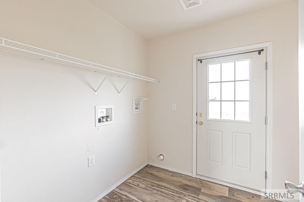 3017 East 750 Street Chester, ID 83421 - Photo 29 of 49 Laundry Room