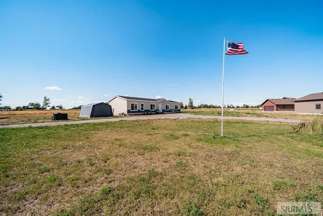 $375,000 | 3017 East 750 Street, Chester, ID 83421