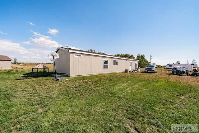 $375,000 | 3017 East 750 Street, Chester, ID 83421