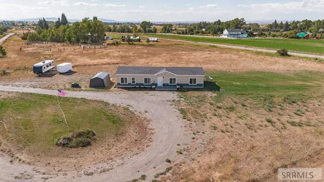 $375,000 | 3017 East 750 Street, Chester, ID 83421