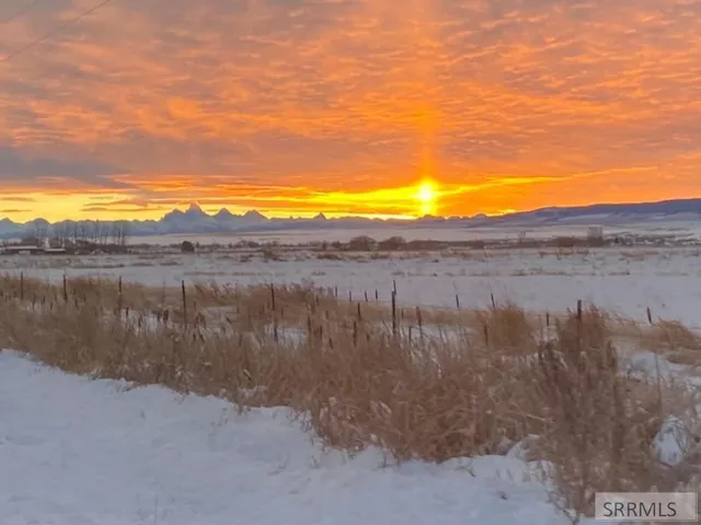 $375,000 | 3017 East 750 Street, Chester, ID 83421