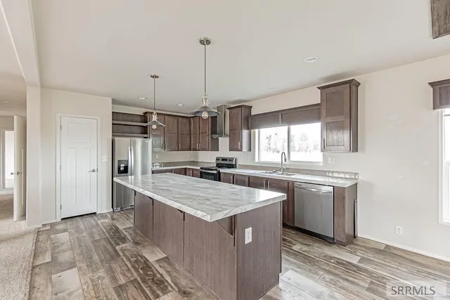 $375,000 | 3017 East 750 Street, Chester, ID 83421