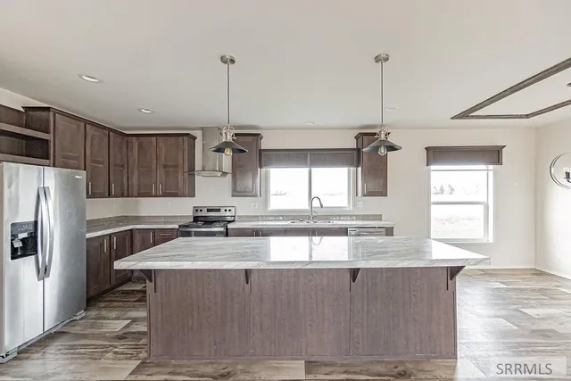 $375,000 | 3017 East 750 Street, Chester, ID 83421