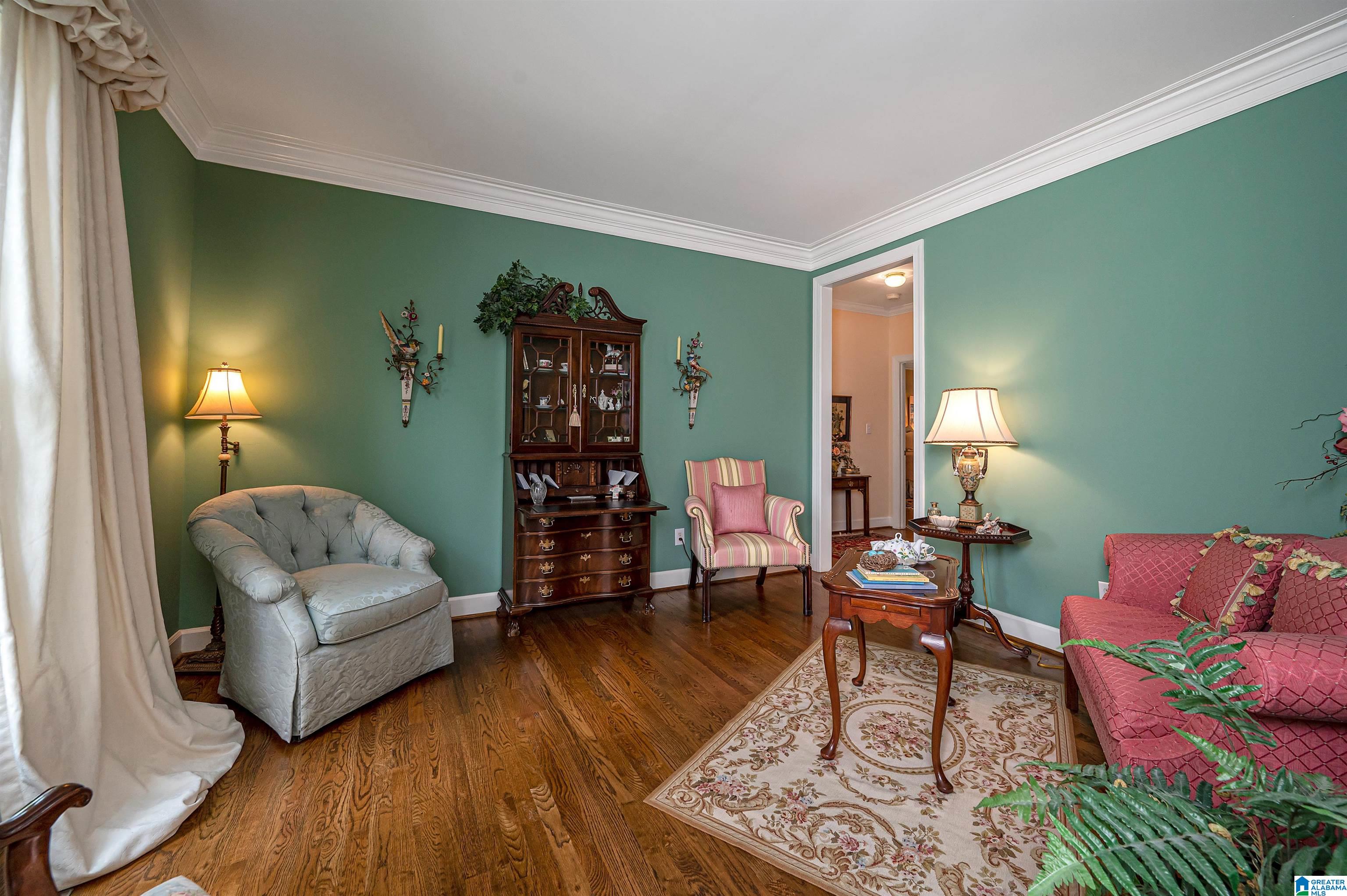 2709 Ridge Crest Circle Birmingham, AL 35243 - Photo 9 of 57 Gallery Image 9