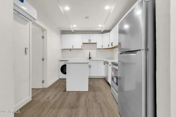 $510,500 | 325 North 17th Drive, Phoenix, AZ 85007