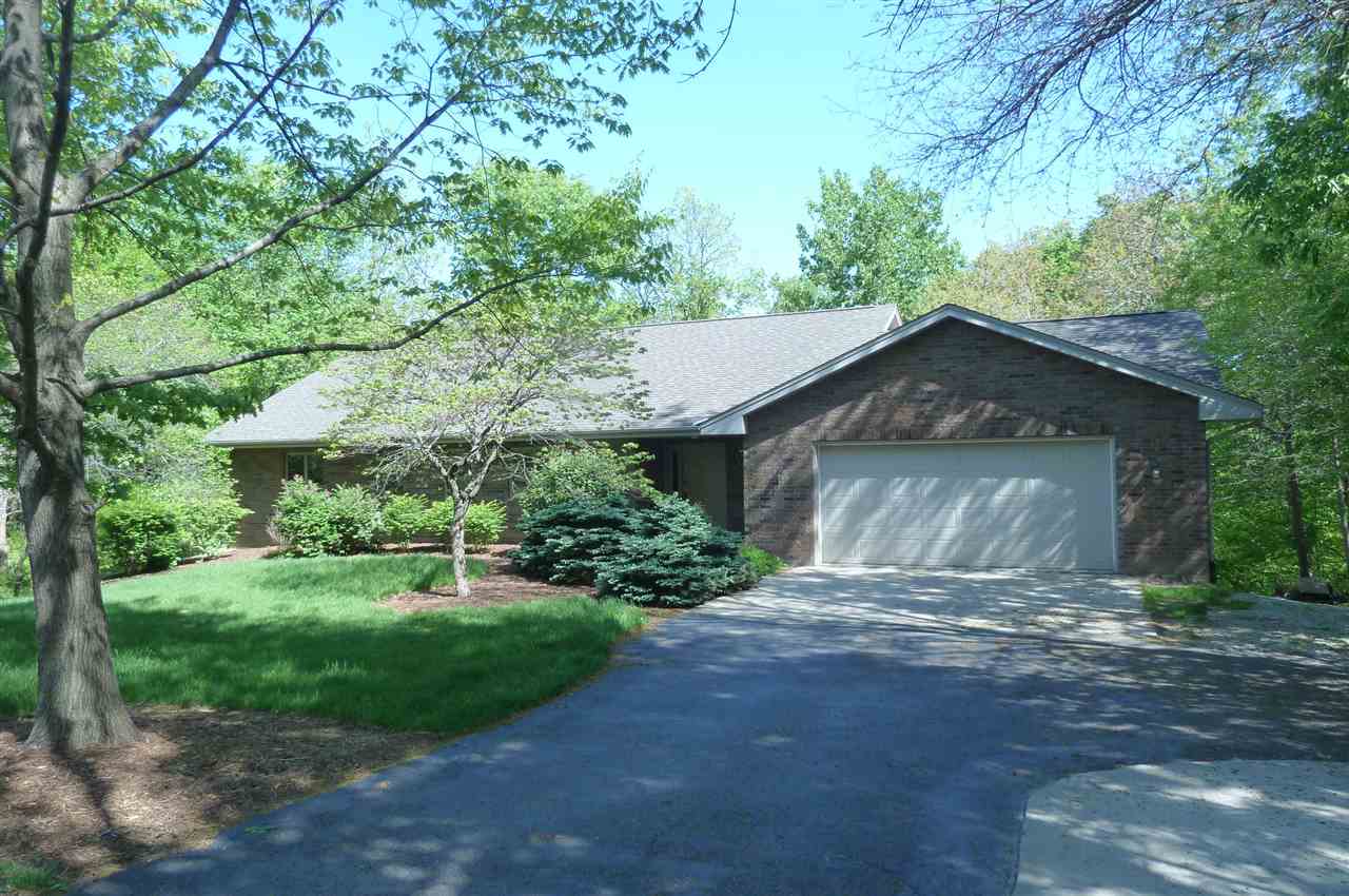 804 Linder Road Northeast Iowa City, IA 52240 - Photo 1 of 25 Gallery Image 1
