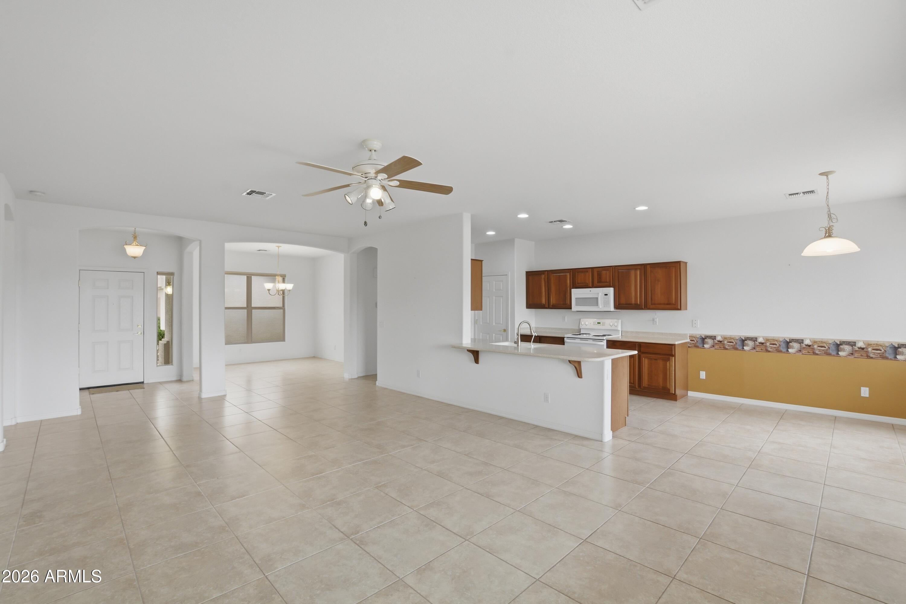 6863 South Santa Rita Way Chandler, AZ 85249 - Photo 8 of 46