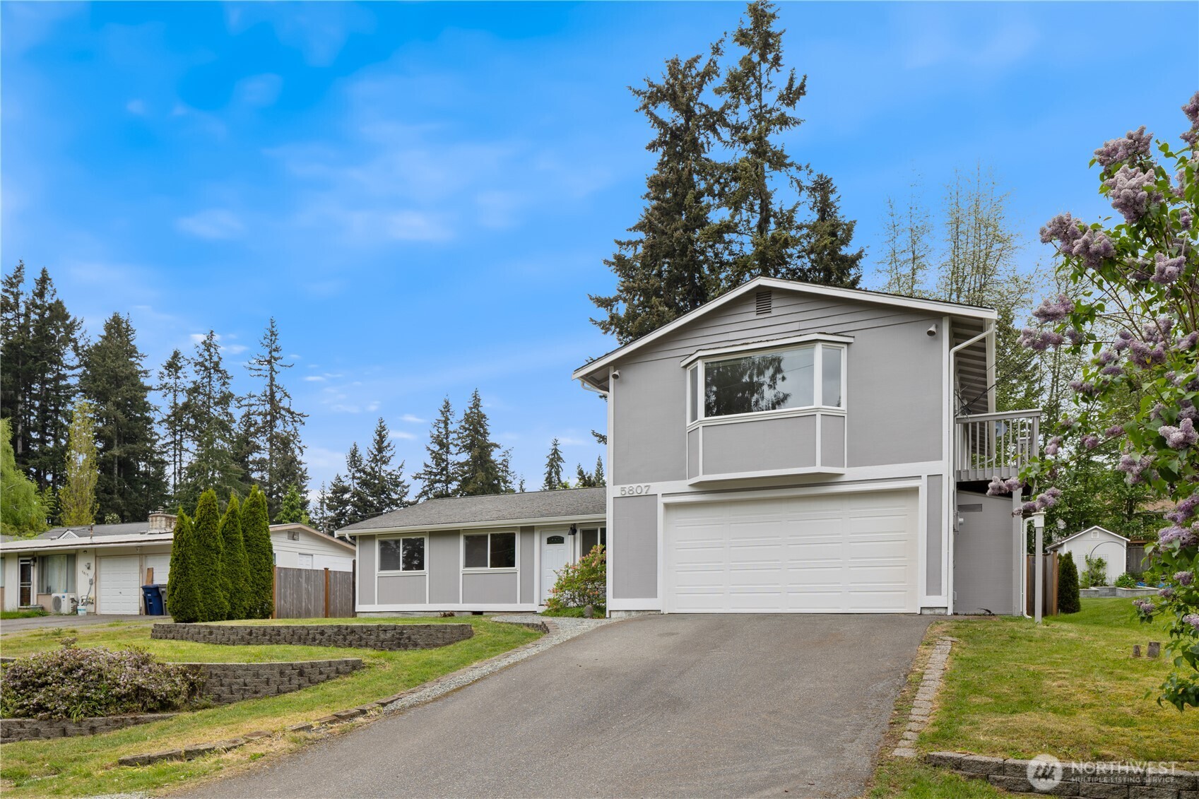 5807 141st Street Southwest Edmonds, WA 98026 - Photo 3 of 38