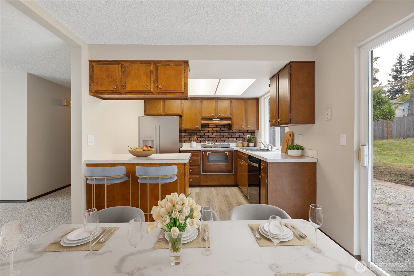 5807 141st Street Southwest Edmonds, WA 98026 - Photo 10 of 38