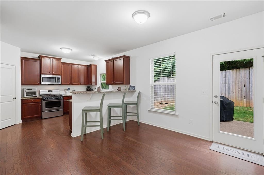 246 Manous Way Canton, GA 30115 - Photo 7 of 39