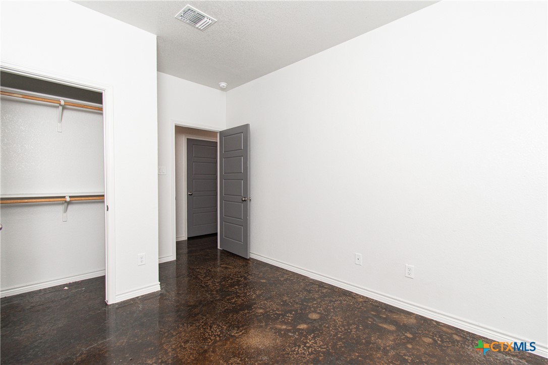 319 Riptide Road, Unit B Temple, TX 76501 - Photo 9 of 20 Gallery Image 9