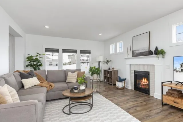 $714,900 | 3361 Box Elder Drive, Jenison, MI 49428