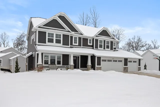 $714,900 | 3361 Box Elder Drive, Jenison, MI 49428