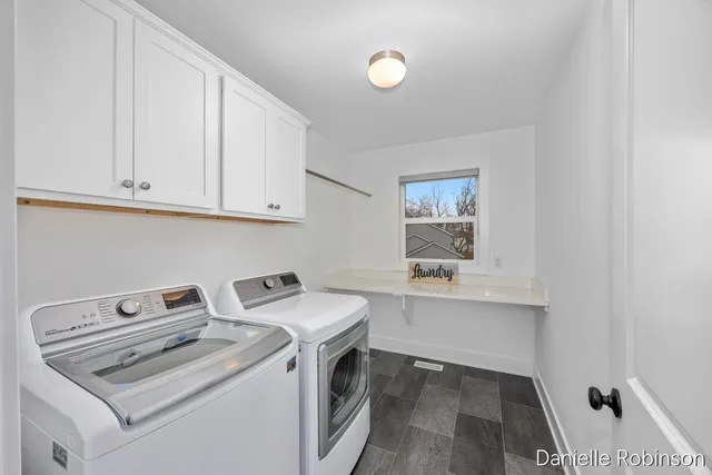 $714,900 | 3361 Box Elder Drive, Jenison, MI 49428