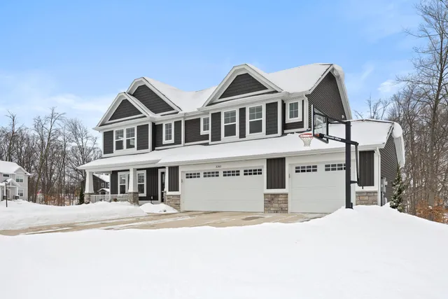 $714,900 | 3361 Box Elder Drive, Jenison, MI 49428