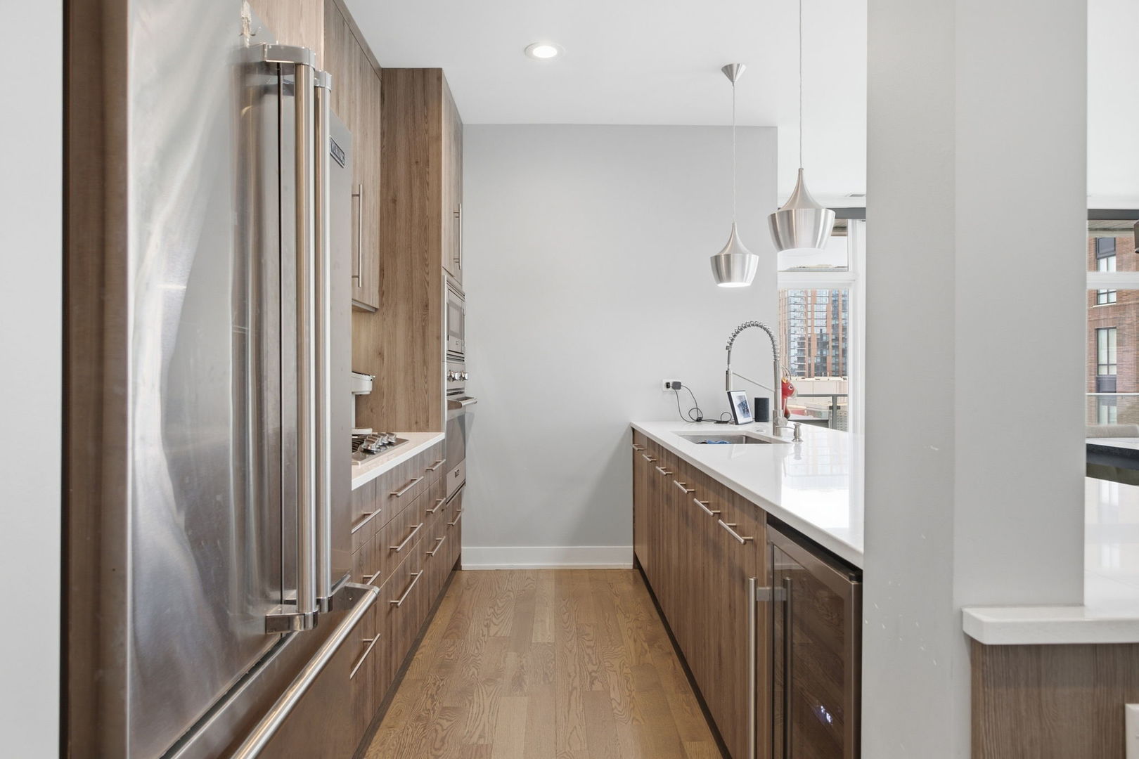 236 South Racine Avenue, Unit 501 Chicago, IL 60607 - Photo 5 of 31