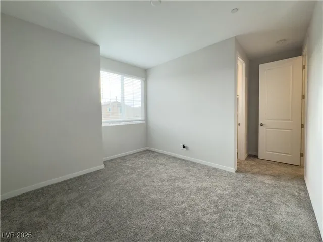 $2,795 | 10668 Carnes Avenue, Las Vegas, NV 89166