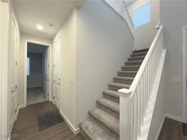 $2,795 | 10668 Carnes Avenue, Las Vegas, NV 89166