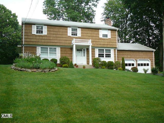 54 Limerick Road Trumbull, CT 06611 - Photo 1 of 1
