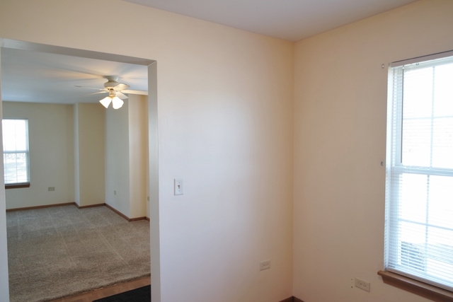 2419 Sheehan Drive, Unit 101 Naperville, IL 60564 - Photo 10 of 18