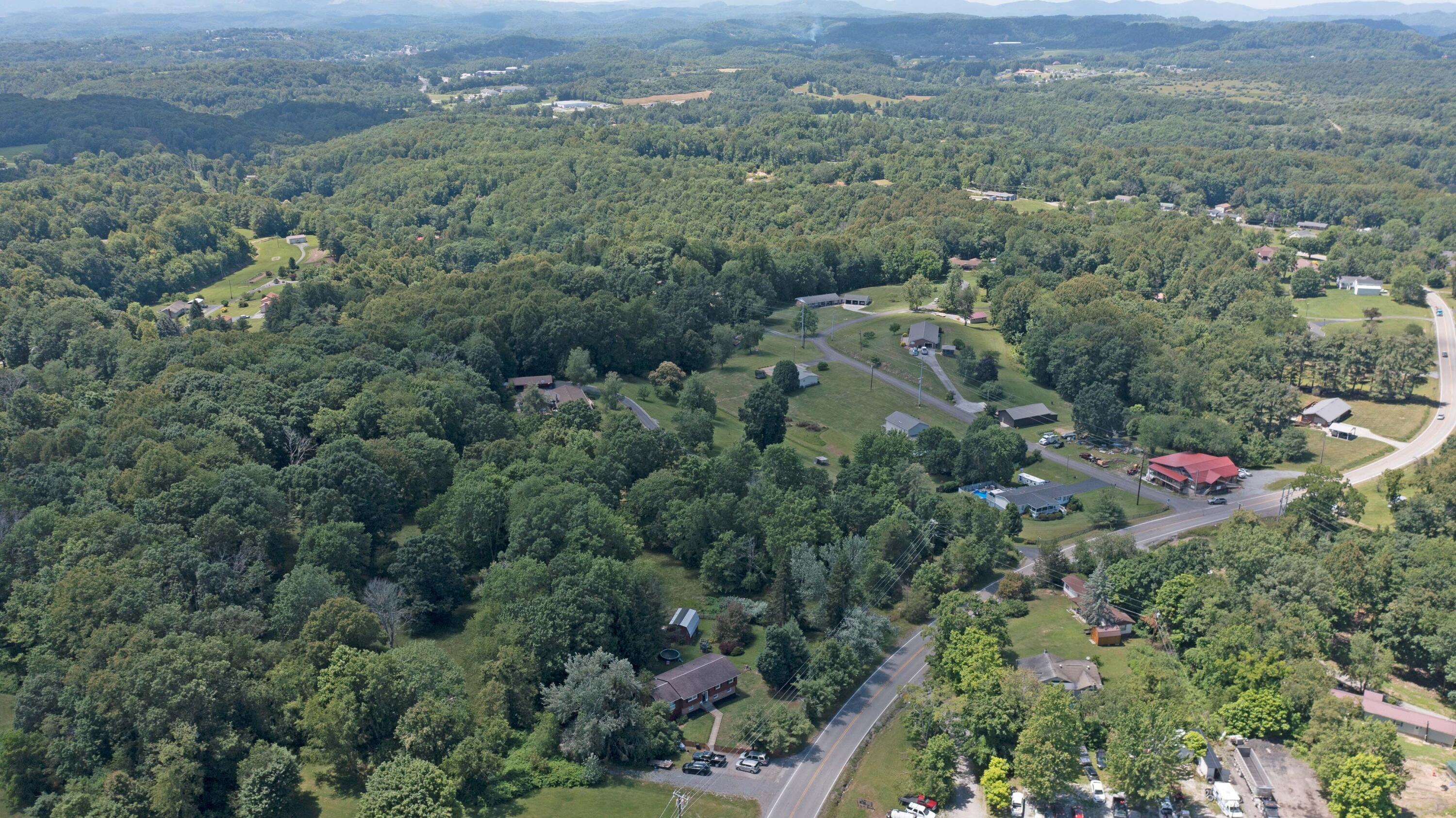 10220 Coeburn Mountain Road Wise, VA 24293 - Photo 8 of 44 DJI_0512
