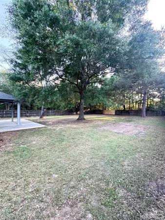 $1,800 | 5661 Fairview Drive, Milton, FL 32570