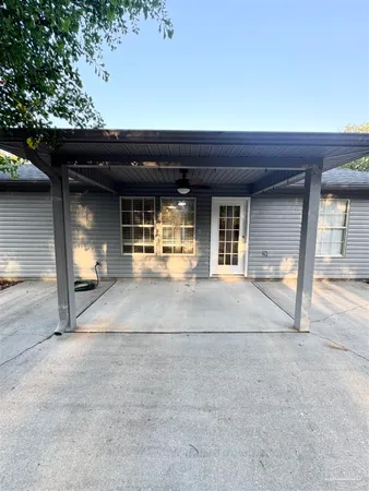 $1,800 | 5661 Fairview Drive, Milton, FL 32570