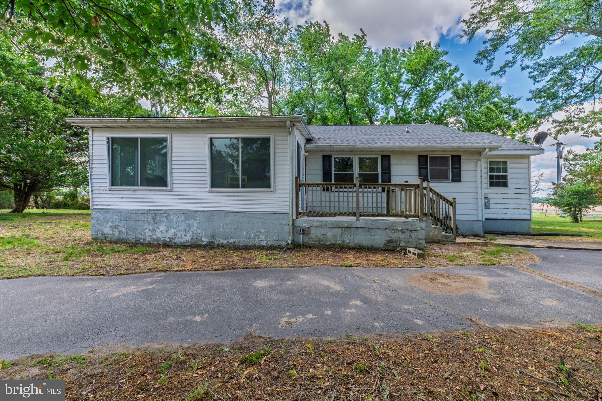 32517 Molly Field Road Dagsboro, DE 19939 - Photo 2 of 25 Charming home nestled among trees.