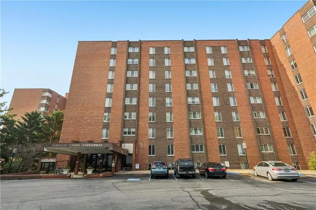 $215,000 | 5 Bayard Road, Unit 102, Pittsburgh, PA 15213