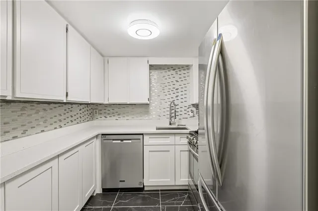 $215,000 | 5 Bayard Road, Unit 102, Pittsburgh, PA 15213