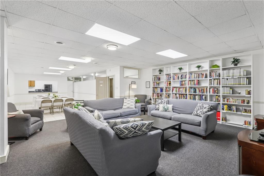 5 Bayard Road, Unit 102 Pittsburgh, PA 15213 - Photo 25 of 35