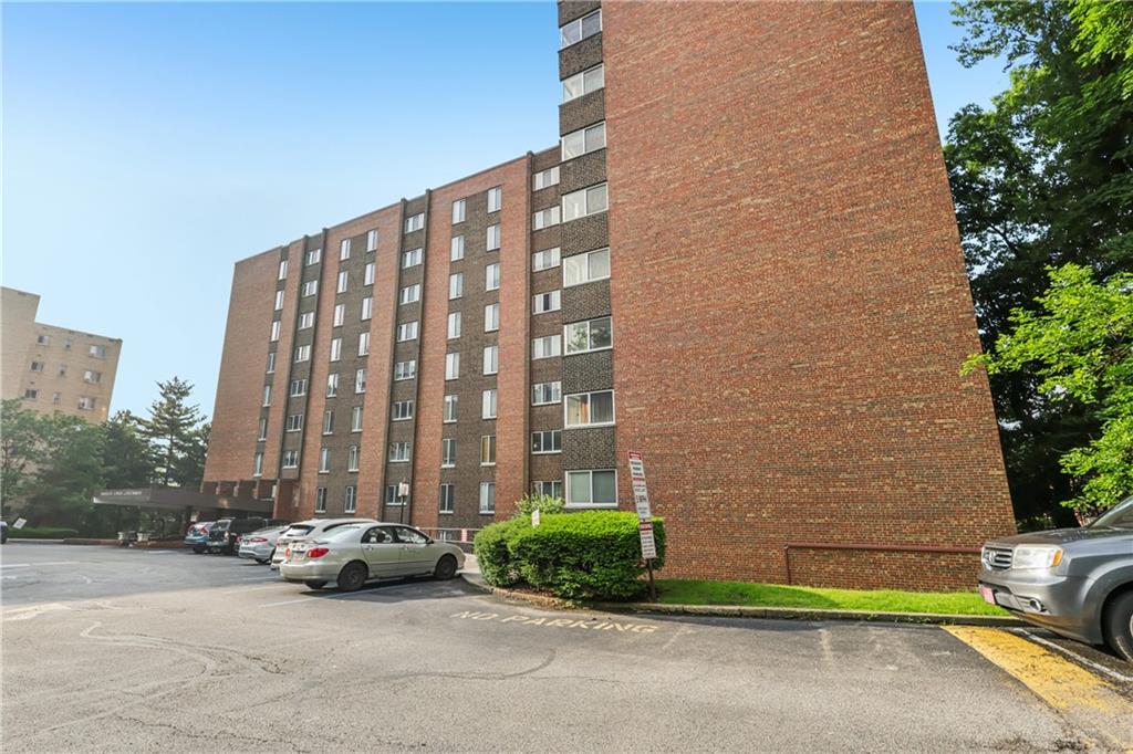 5 Bayard Road, Unit 102 Pittsburgh, PA 15213 - Photo 3 of 35