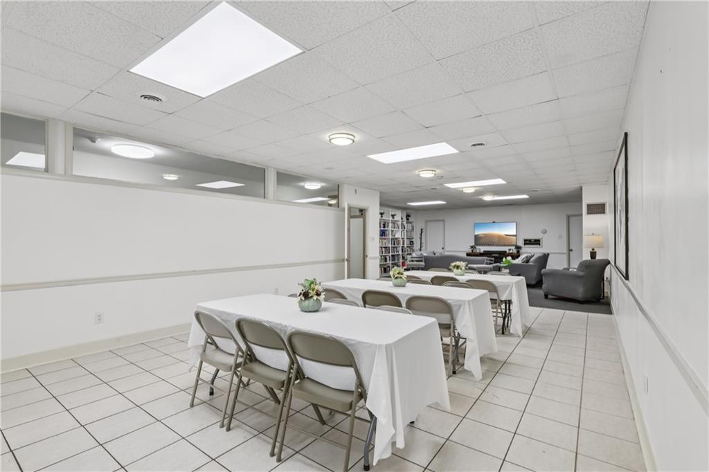 5 Bayard Road, Unit 102 Pittsburgh, PA 15213 - Photo 32 of 35