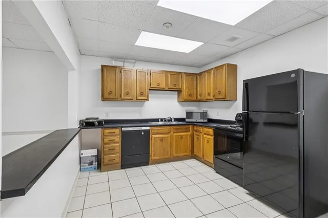 $215,000 | 5 Bayard Road, Unit 102, Pittsburgh, PA 15213