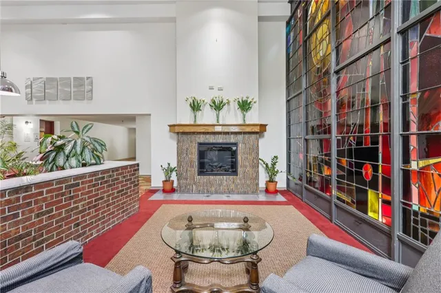 $215,000 | 5 Bayard Road, Unit 102, Pittsburgh, PA 15213