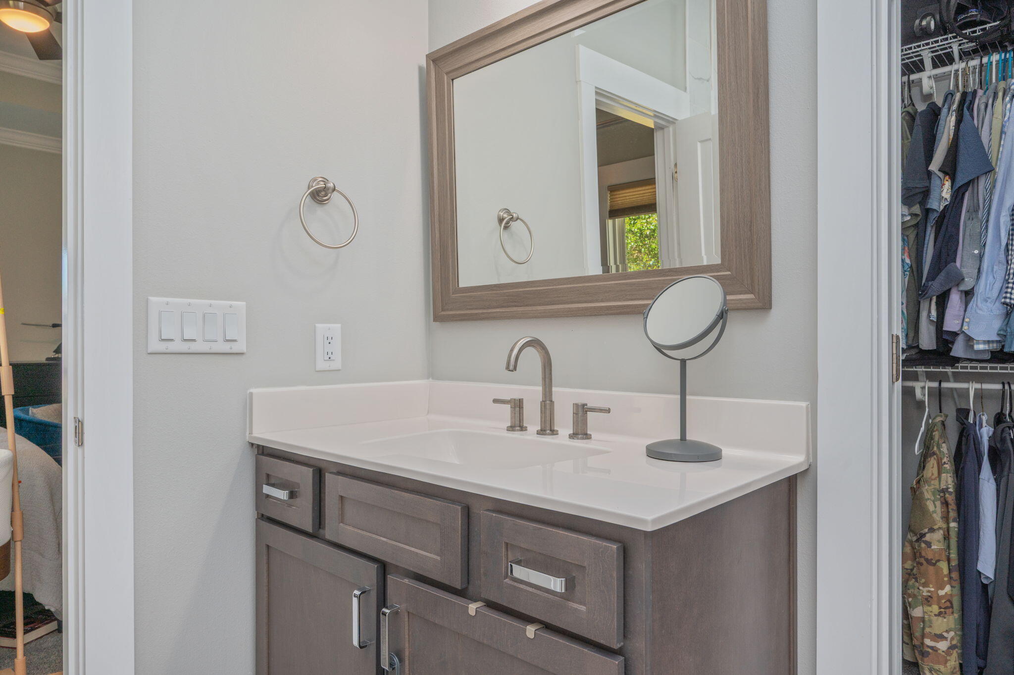 1504 West Ponderosa Road Fort Walton Beach, FL 32547 - Photo 23 of 43 MBATH SEPARATE HIS/HER VANITY
