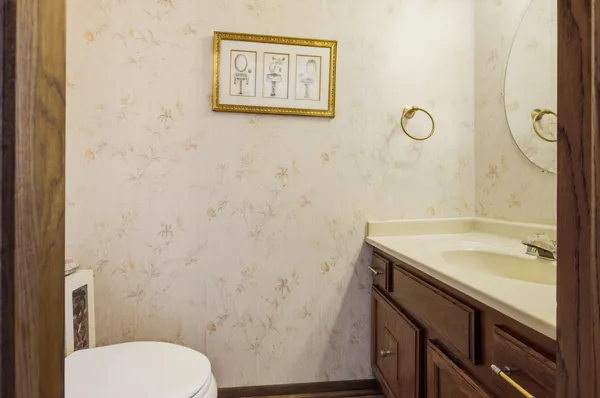 $520,000 | 1641 Missouri Drive, Elk Grove Village, IL 60007