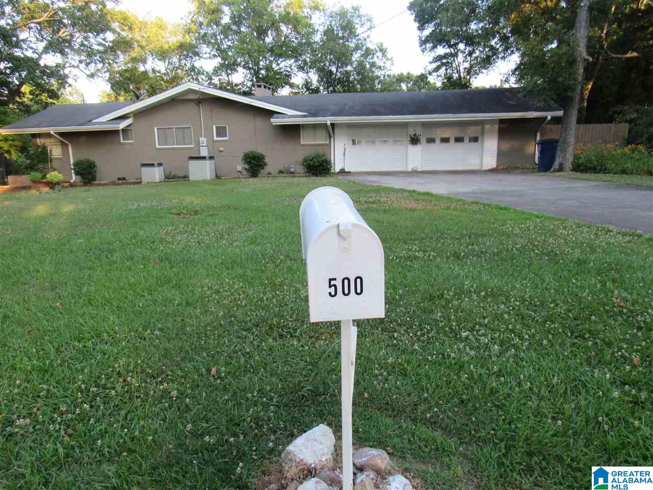 500 Windsor Terrace Anniston, AL 36207 - Photo 2 of 50