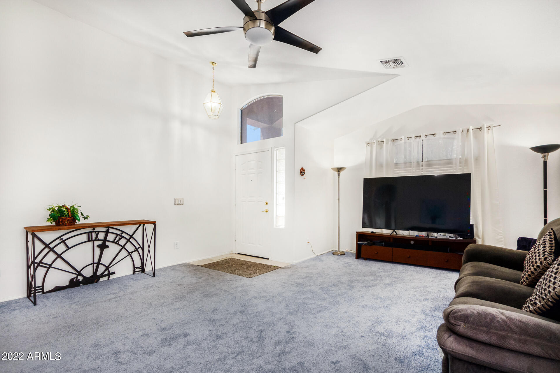 28053 North Via Dona Road Phoenix, AZ 85085 - Photo 8 of 29 8 - Via Dona