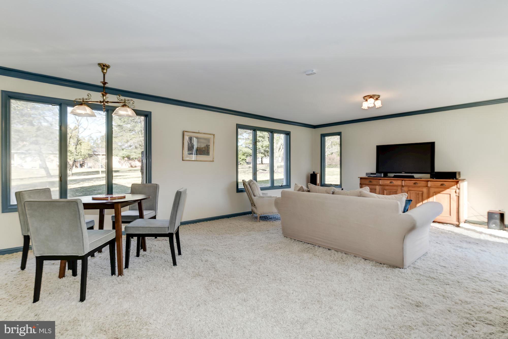 520 Notley Road Silver Spring, MD 20904 - Photo 11 of 30 Family Room