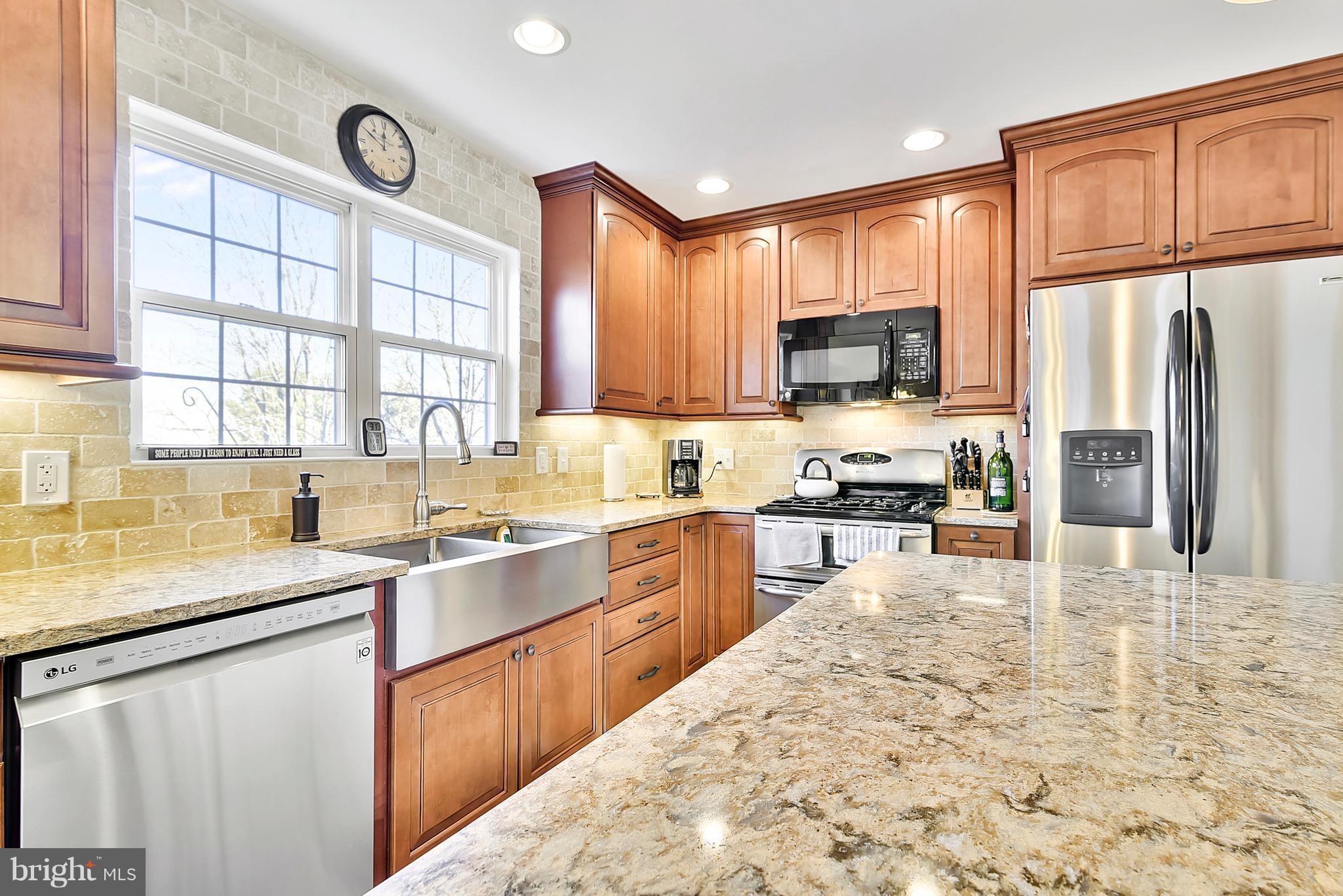8068 Station Road Manassas, VA 20111 - Photo 3 of 29 Kitchen