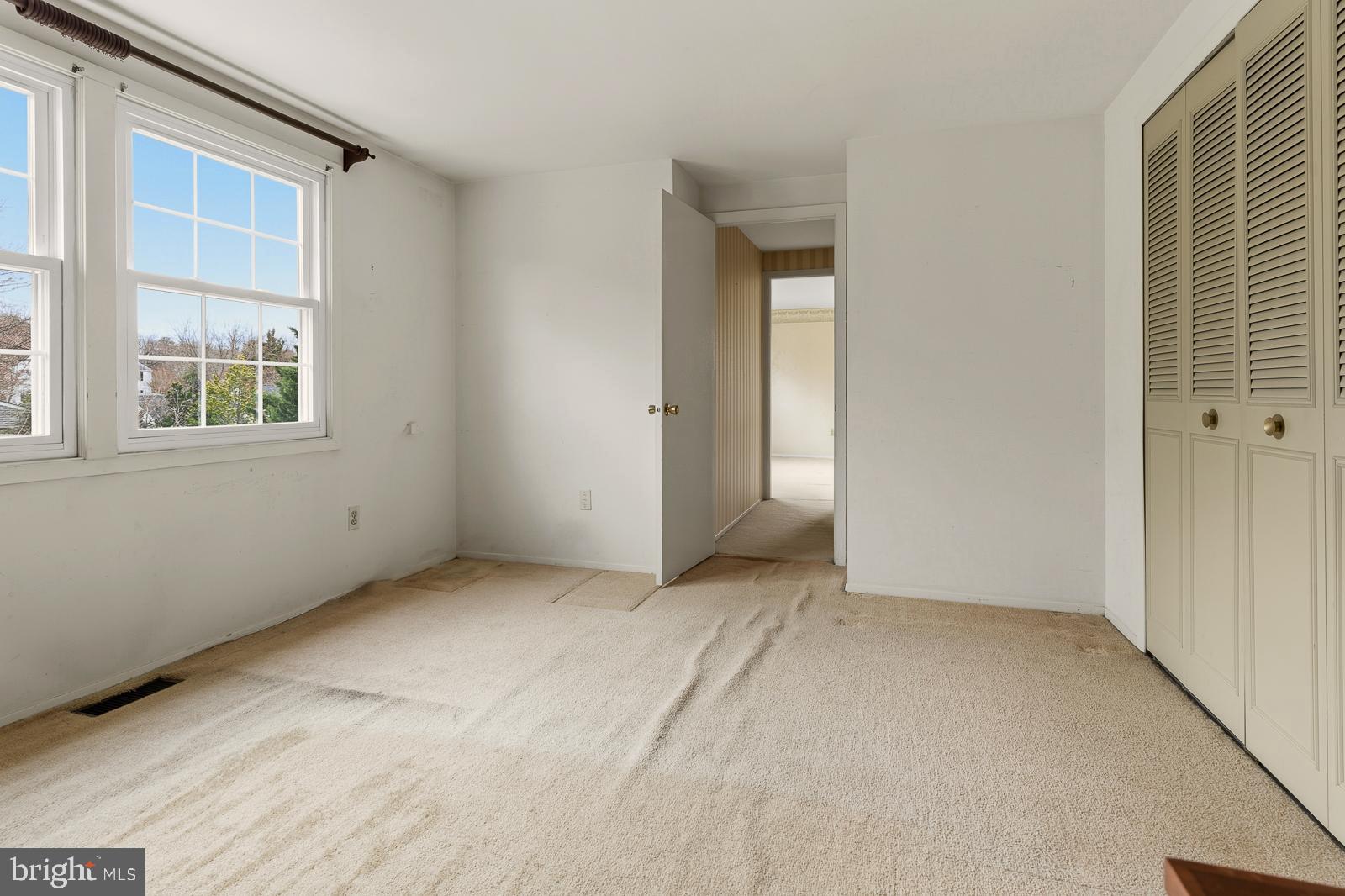 8714 Granite Lane Laurel, MD 20708 - Photo 27 of 35 an empty room with windows