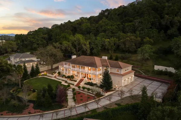 $4,999,995 | 12000 Heritage Way, Gilroy, CA 95020