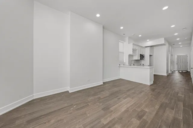 $469,900 | 3824 West Fulton Street, Chicago, IL 60624