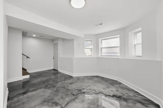 $469,900 | 3824 West Fulton Street, Chicago, IL 60624